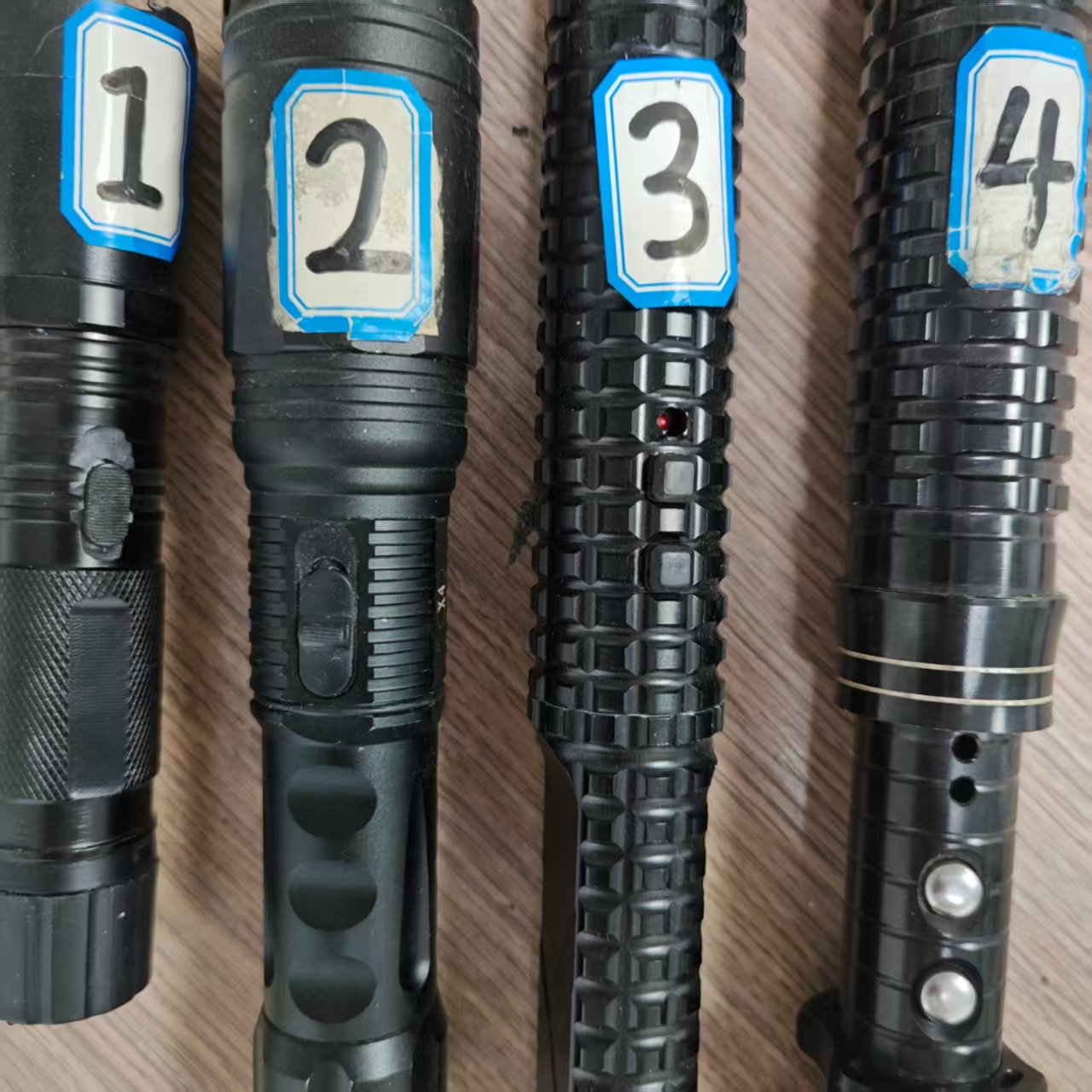 全部款式在此【1234】，多功能户外手电筒CD