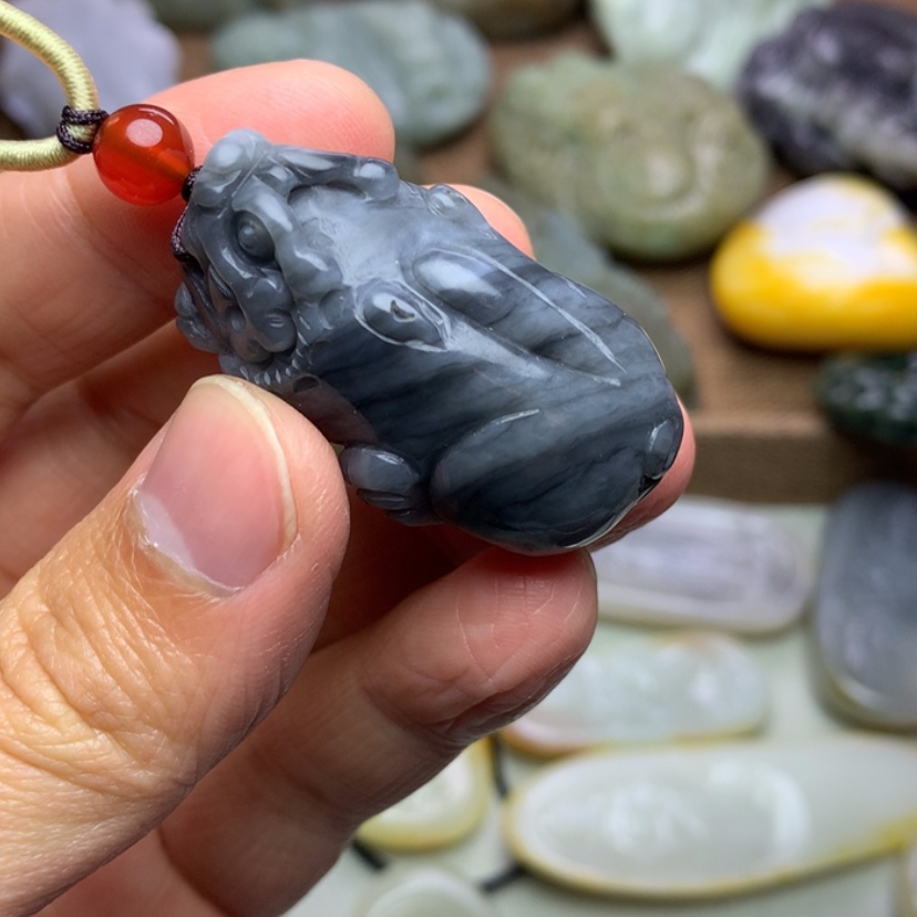 【闪购商品】颈饰未镶嵌和田玉