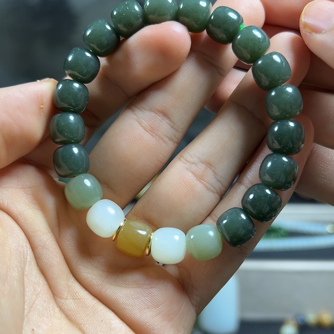 和田玉未镶嵌吊坠(不含链)