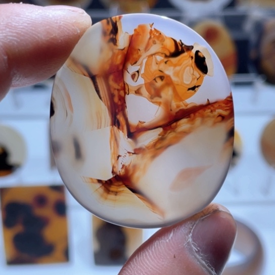 玛瑙/玉髓颈饰未镶嵌