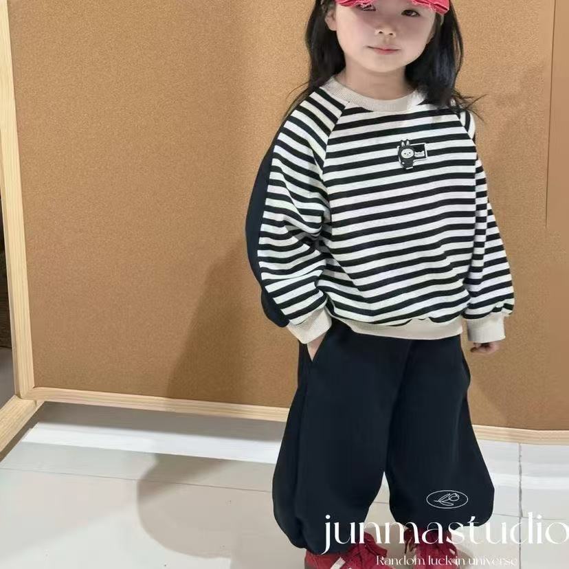 童装女童套装2025新款秋季好看儿童条纹卫衣裤子时髦炸街两件套