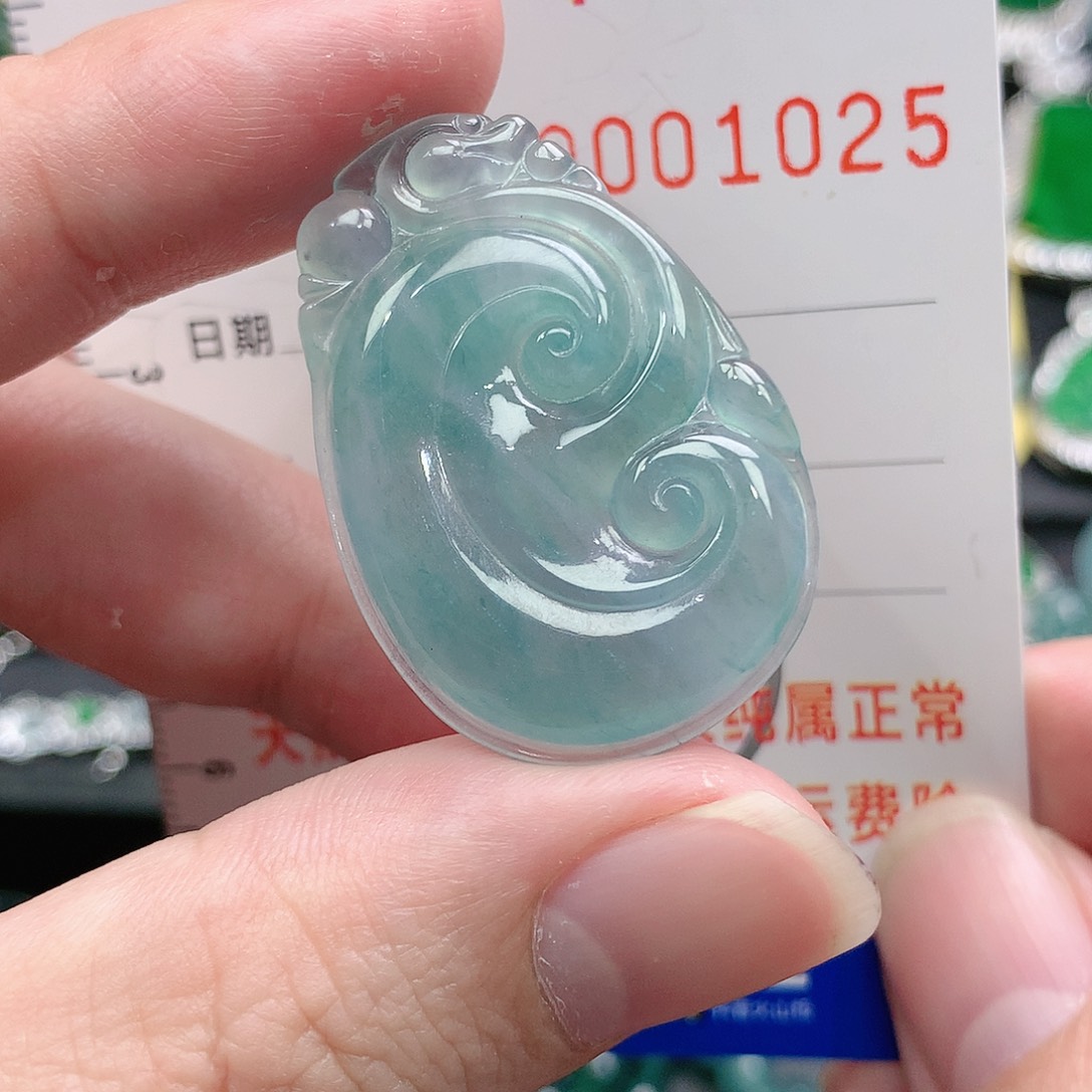 翡翠吊坠(不含链)未镶嵌