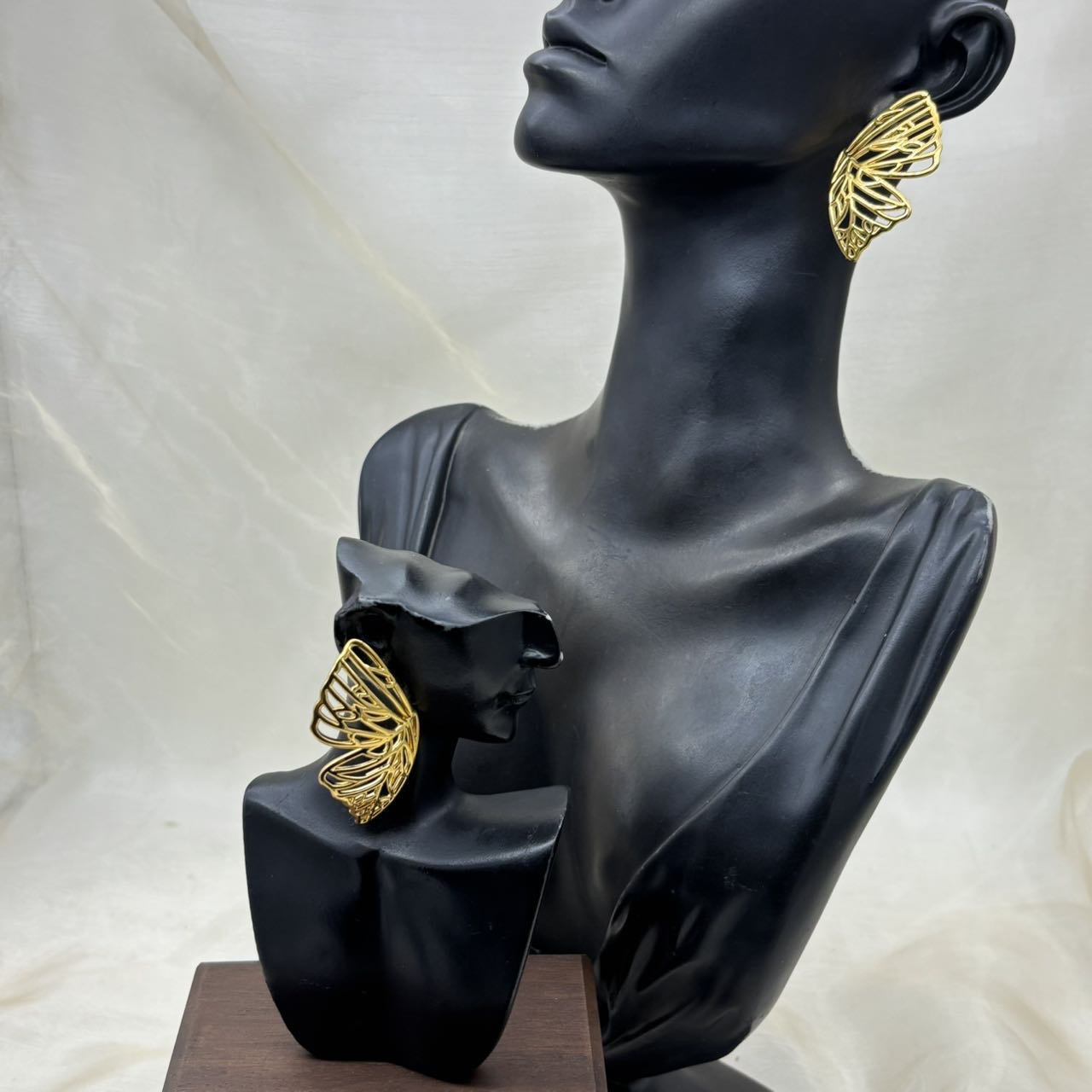 A播 5.9g 足金999 耳饰e