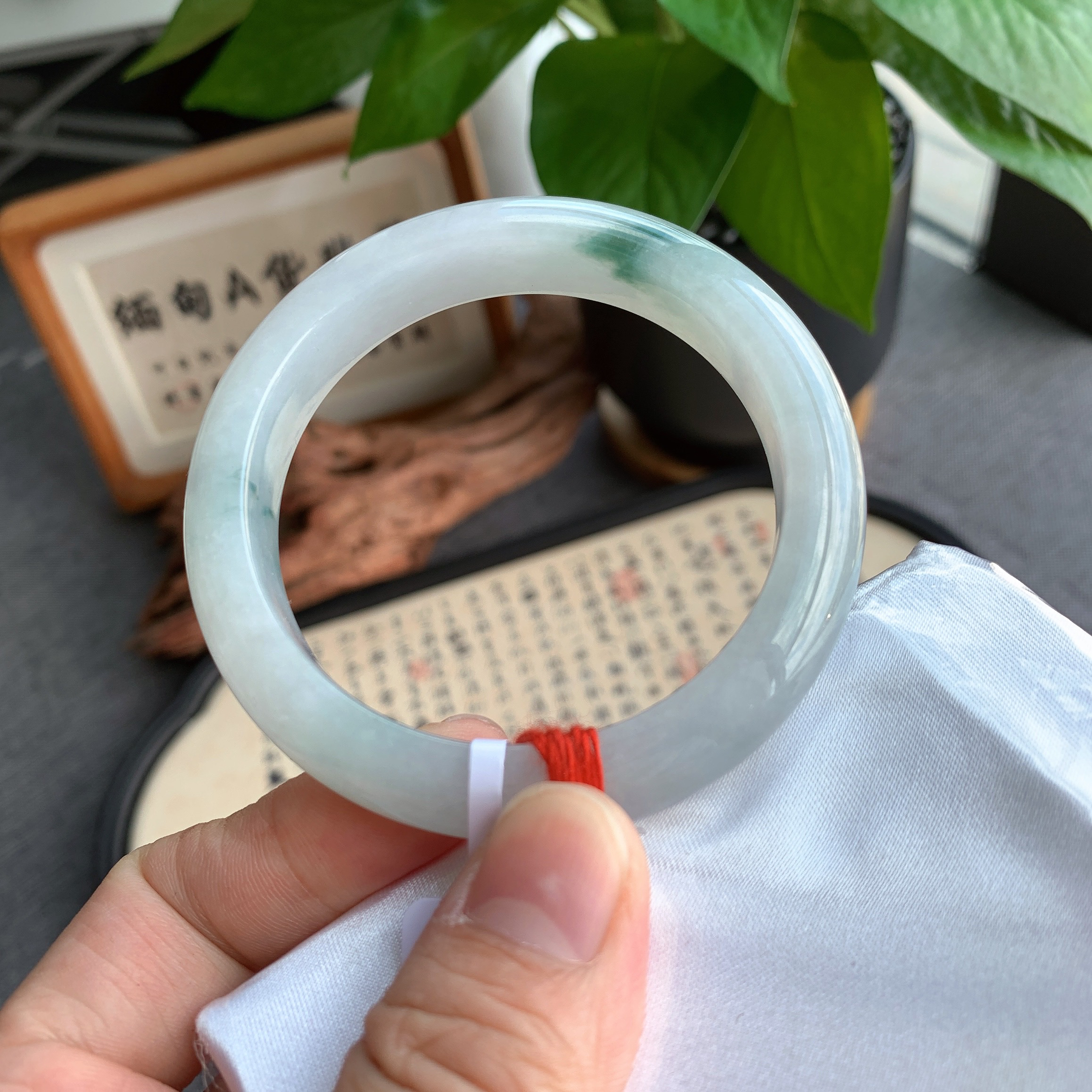 缅甸天然A货翡翠53-54圈口糯冰飘花正圈细腻手镯女款 125