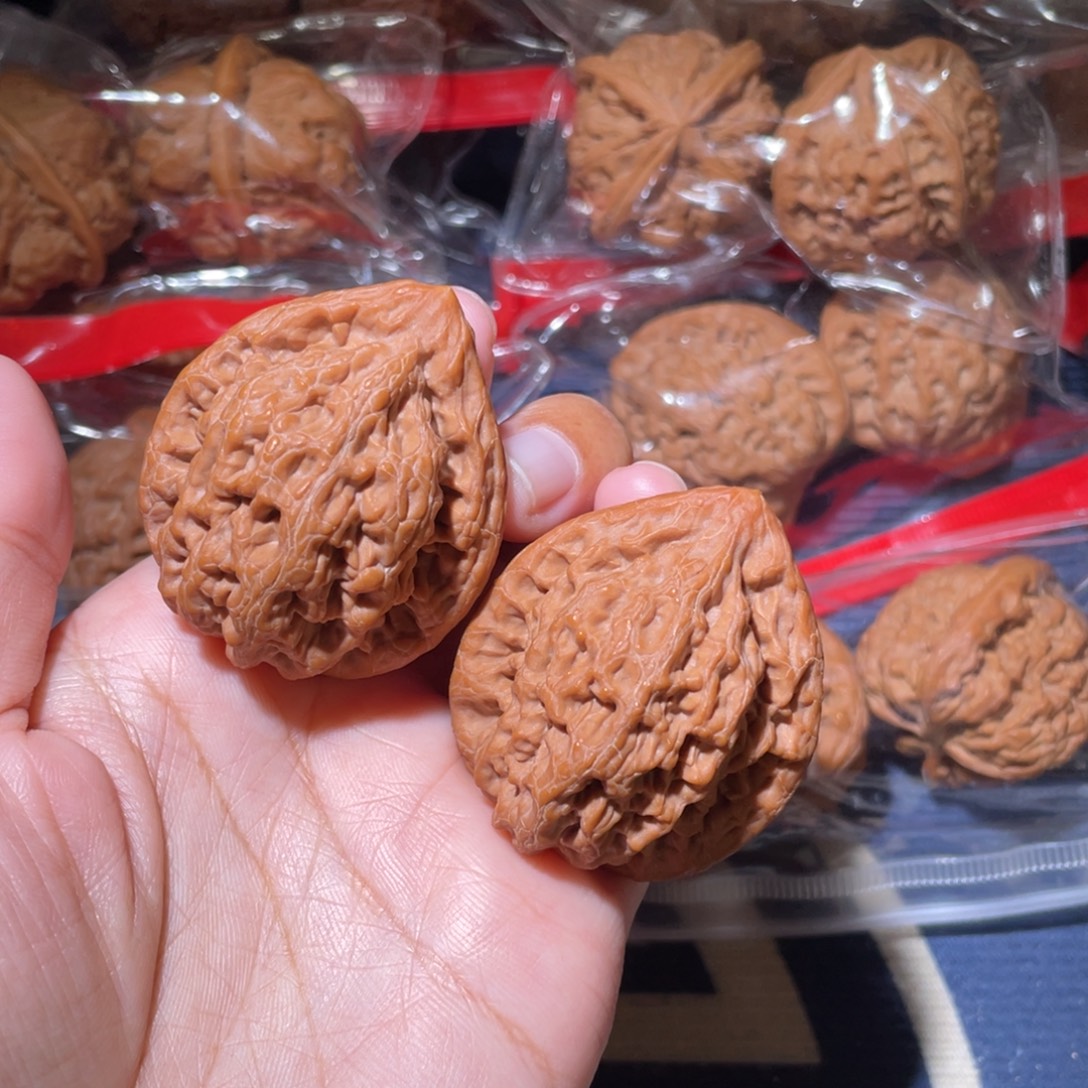 文玩核桃吊坠金公子41