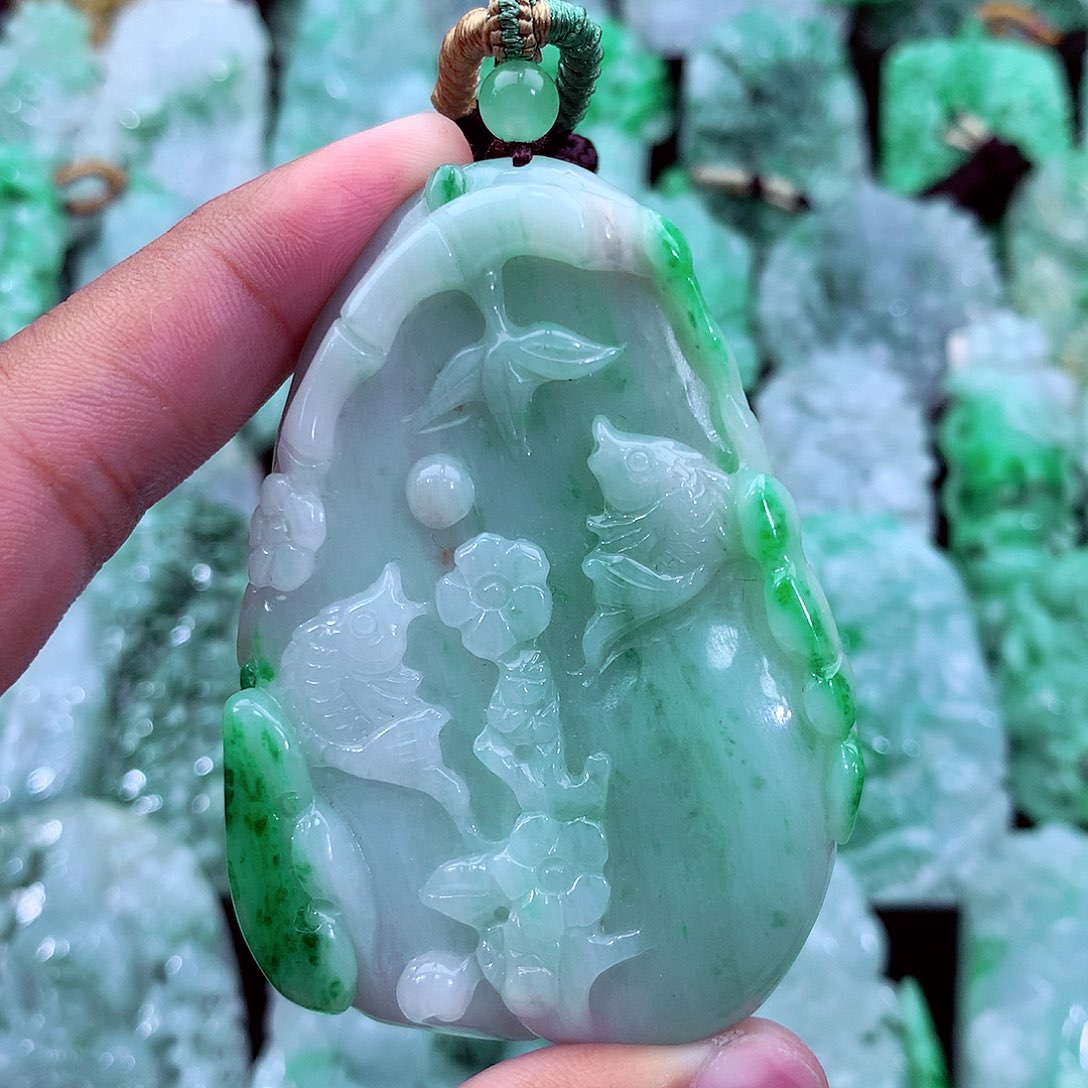 翡翠未镶嵌吊坠(不含链)