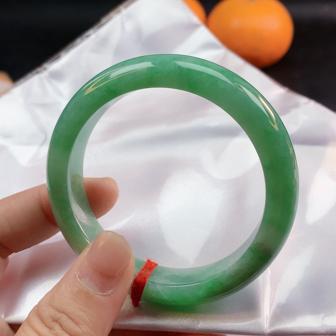 翡翠手镯未镶嵌53圈2263