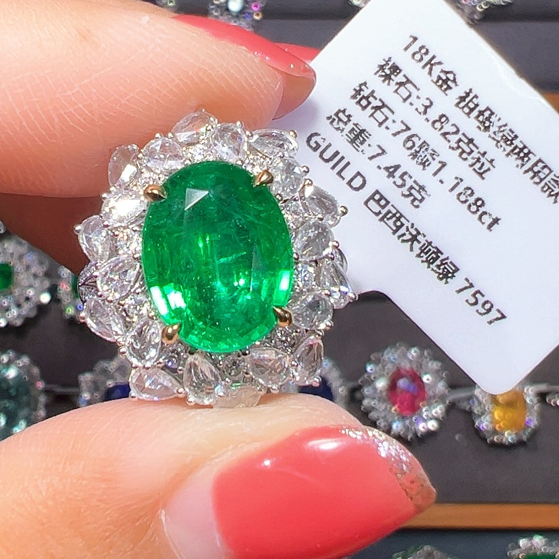 戒指祖母绿18K金镶嵌