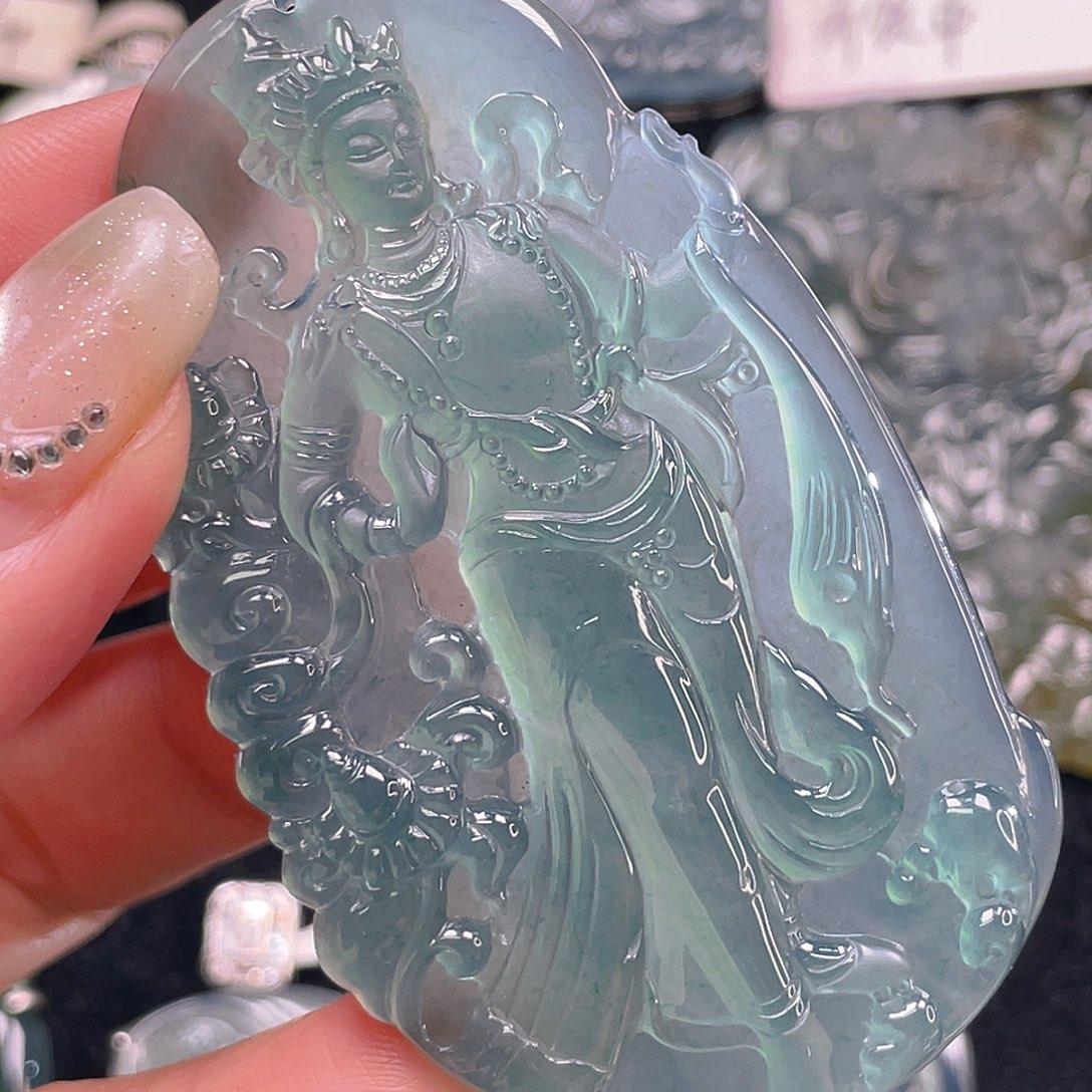 颈饰未镶嵌翡翠9，