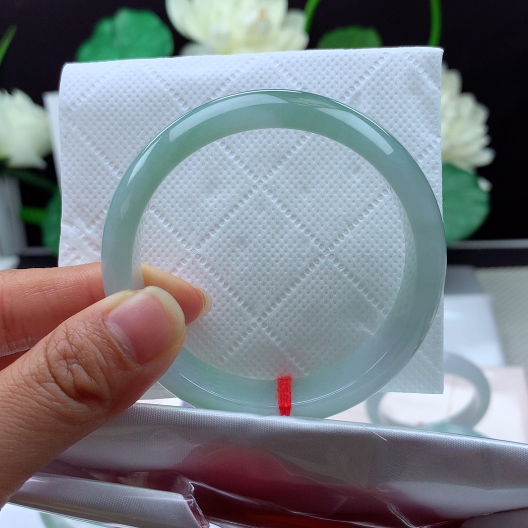 未镶嵌手镯翡翠纯天然9