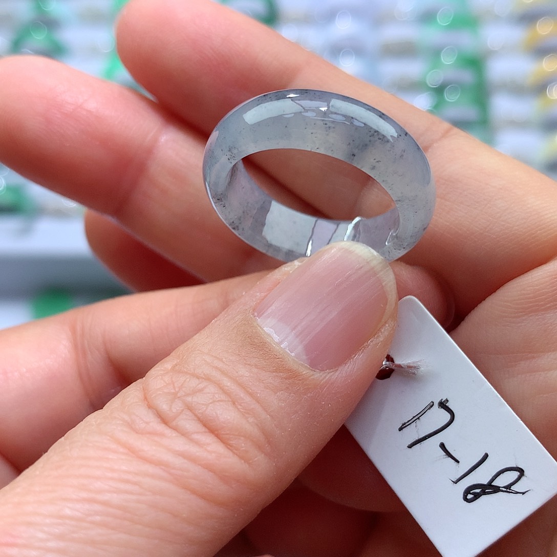 翡翠戒指未镶嵌17-18号