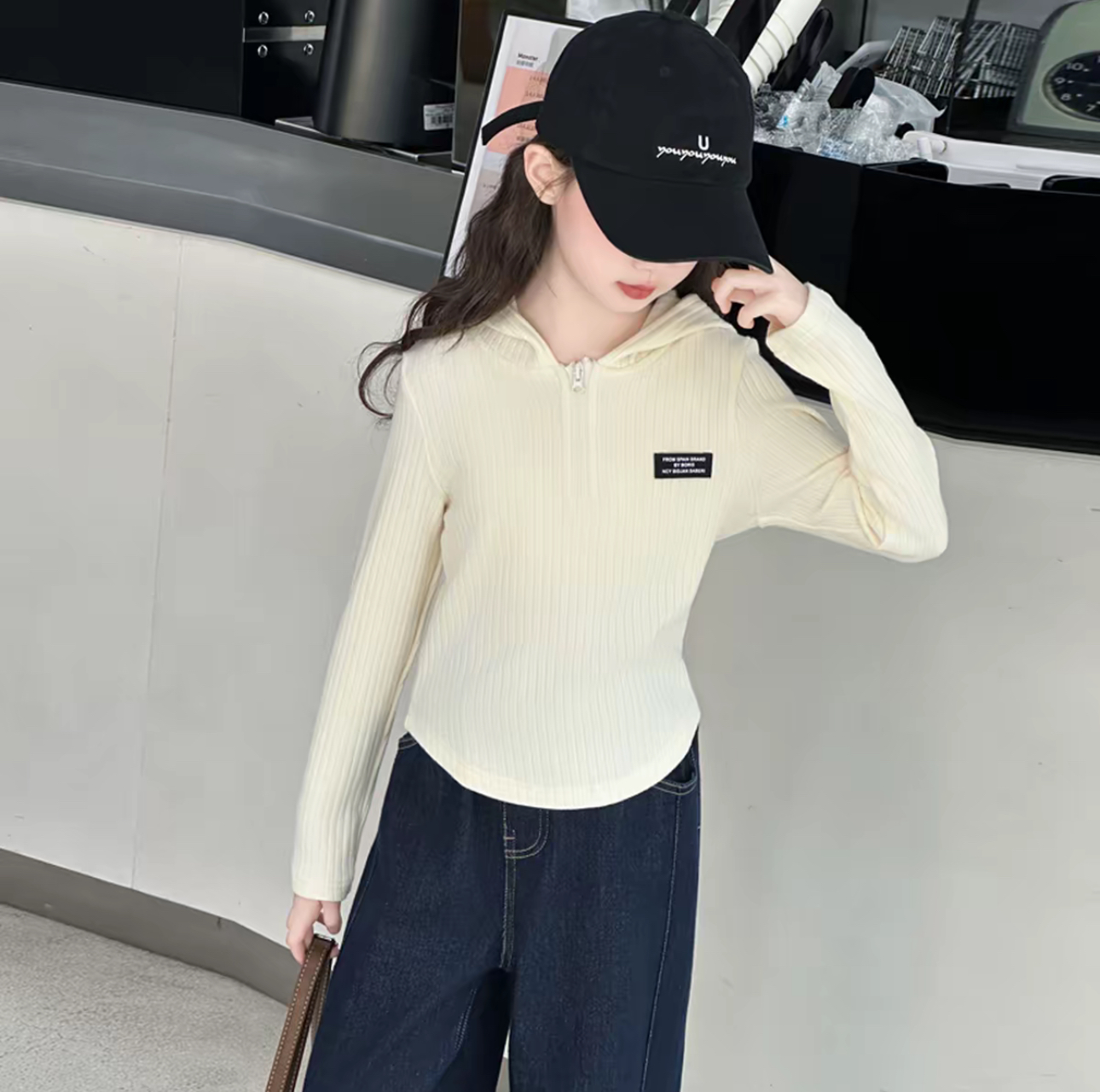 【秋上新】女童春秋季新款中大童洋气时髦连帽打底衫D