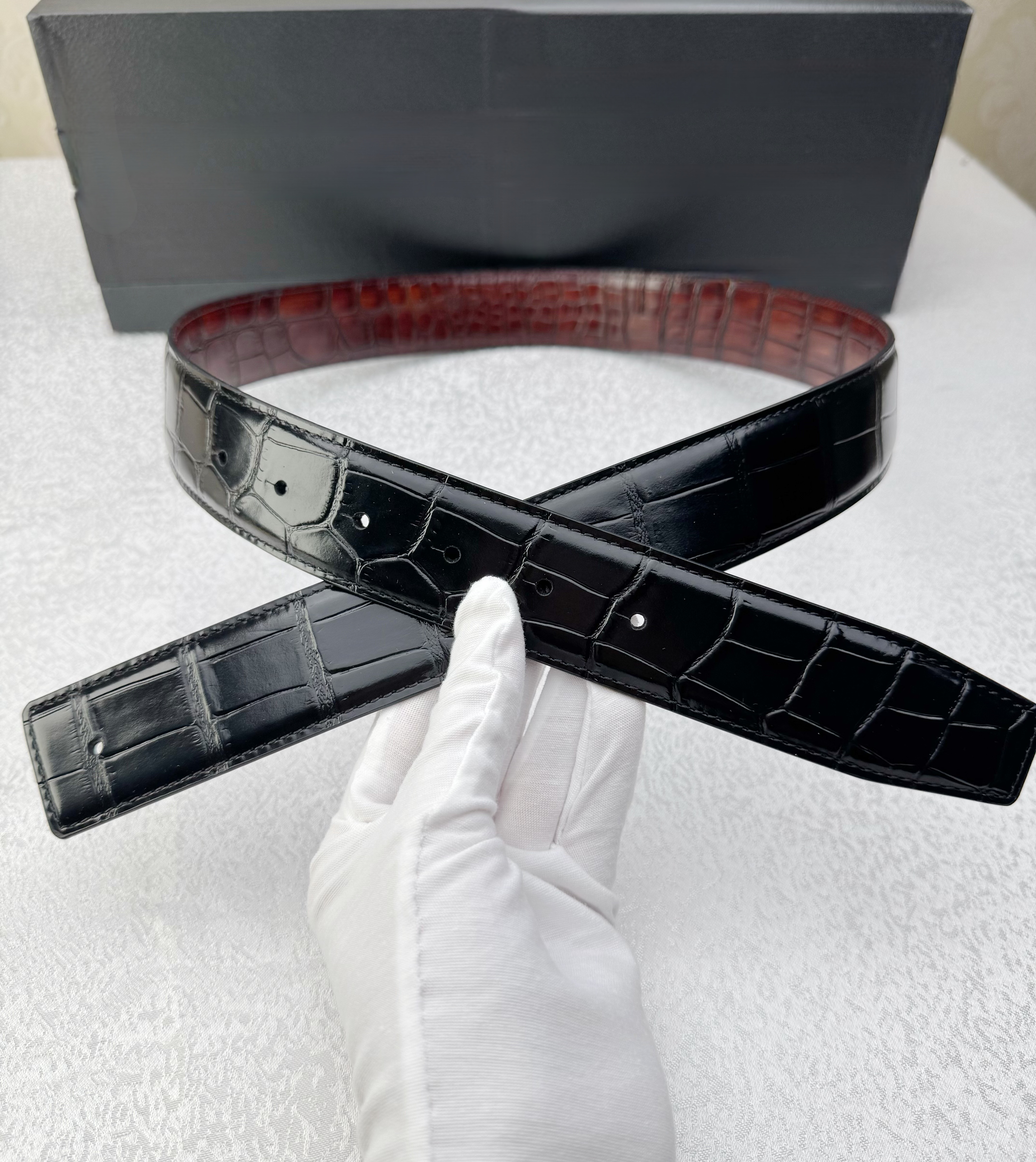 （单带条）3.8 宽，鳄鱼纹头层牛真皮腰带，黑棕双面，经典时尚百搭。