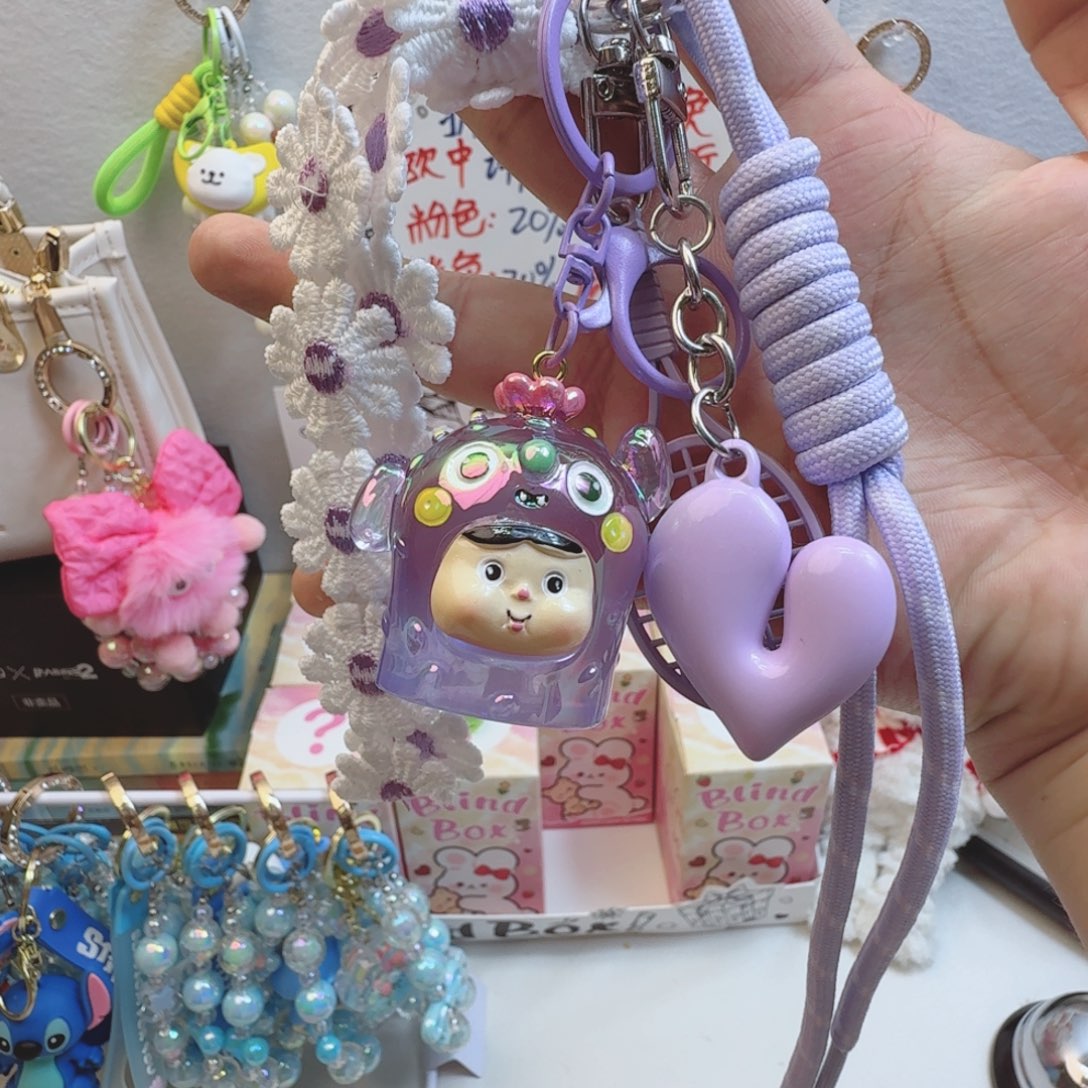 蕾丝绳结流行紫色包挂