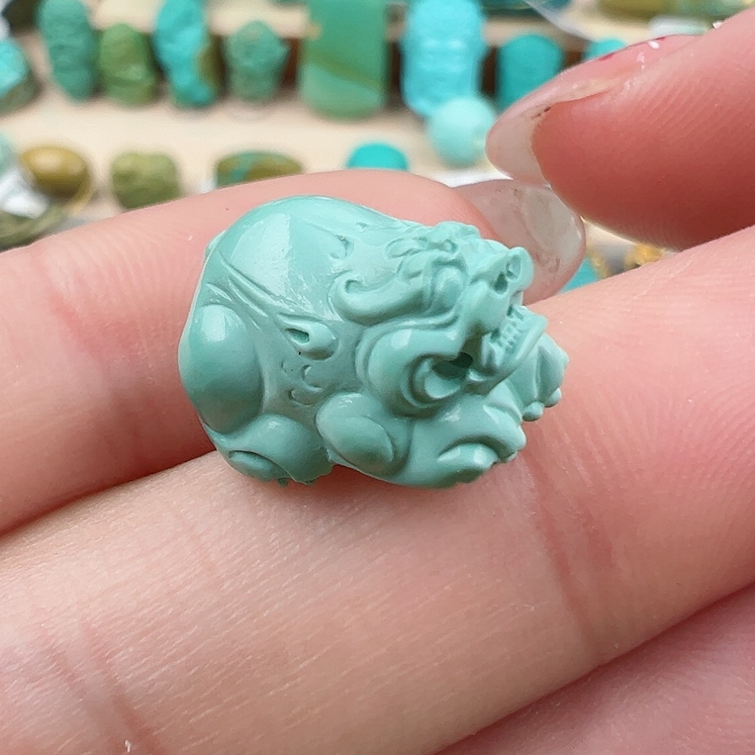 绿松石配饰未镶嵌