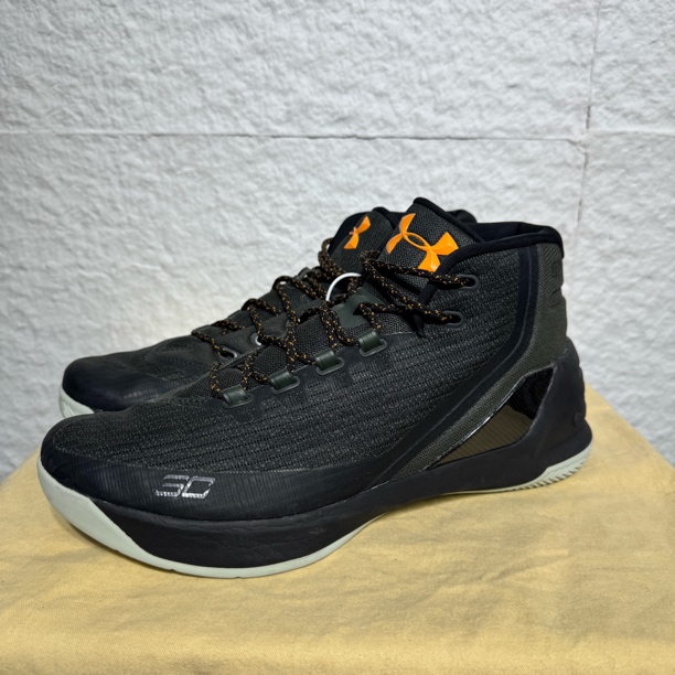 全新未使用 Under Armour/安德玛 46码 库里3 球鞋 