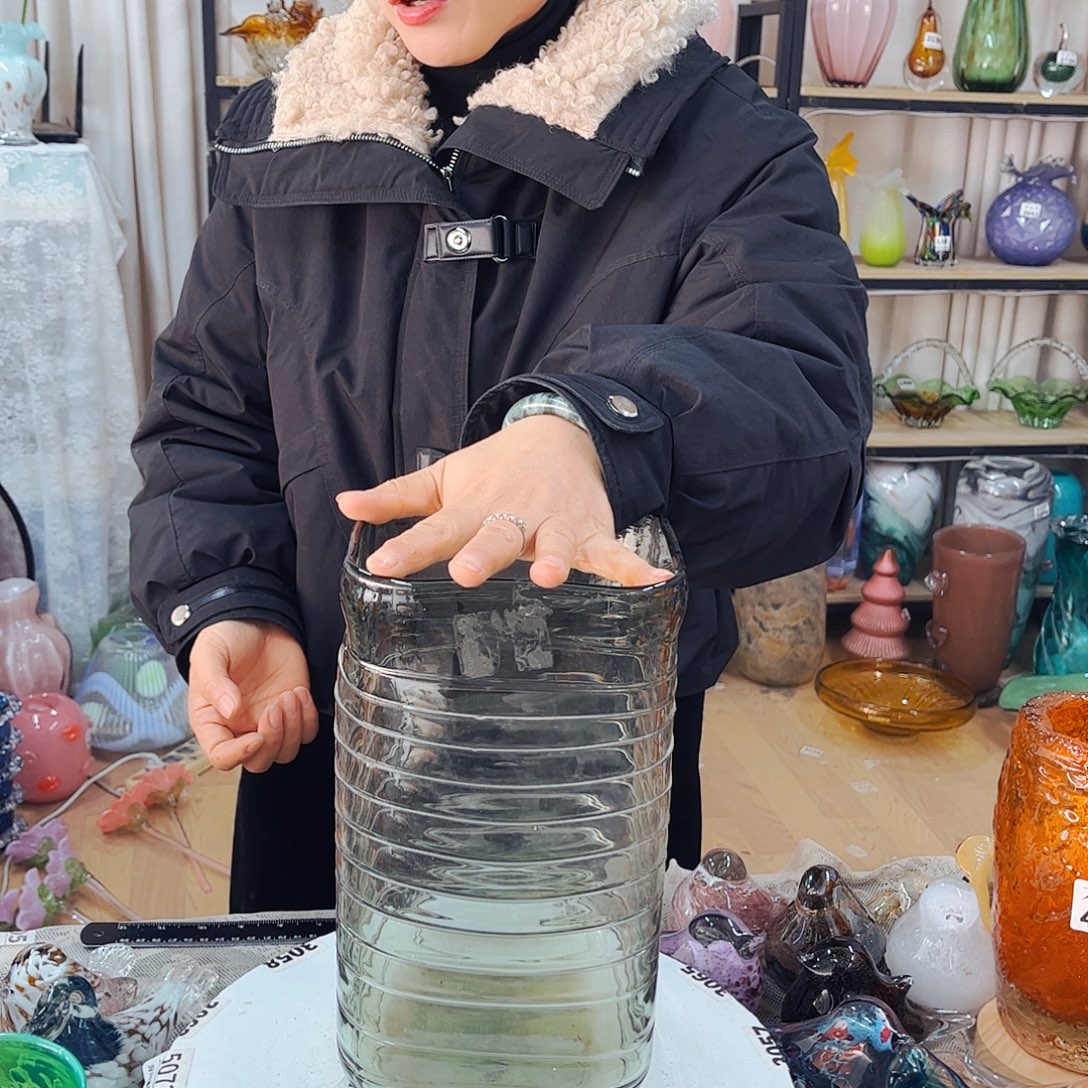 方口瓶家悦琉璃工艺品不完美