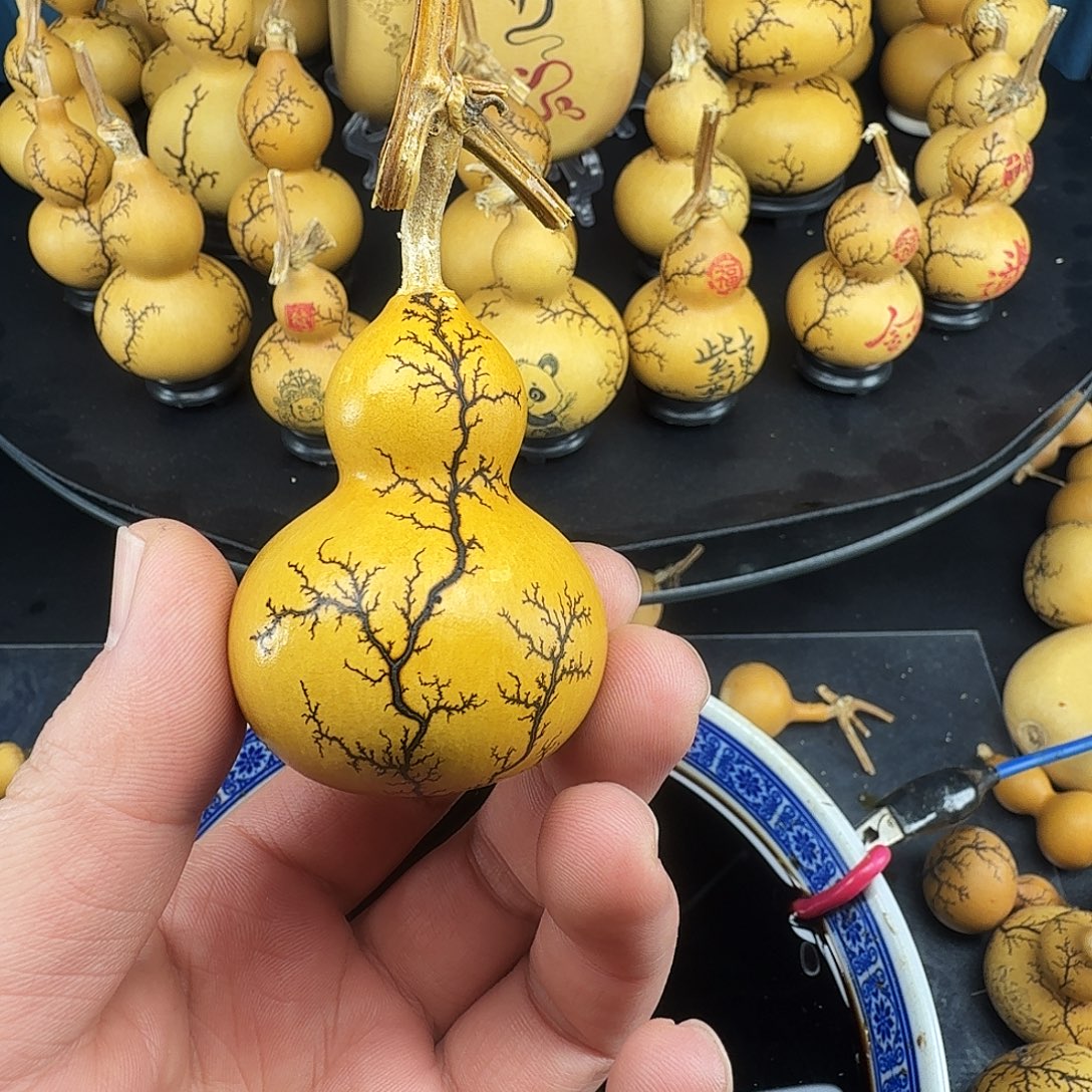 C***龍天然葫芦电击葫芦激光雕刻葫芦