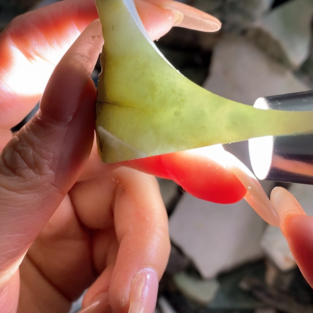 颈饰未镶嵌翡翠天然翡翠