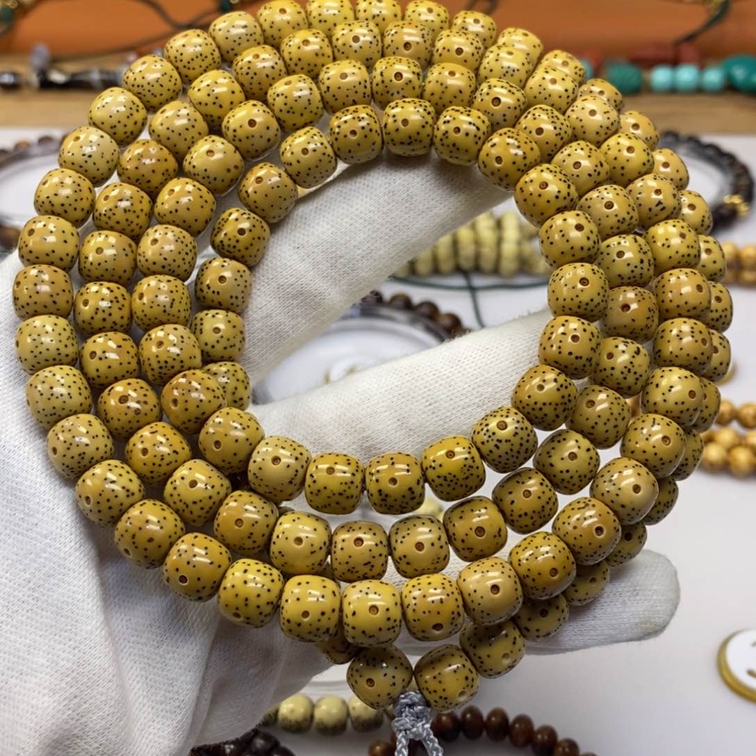 星月菩提手串高密鸡油黄月朗星稀