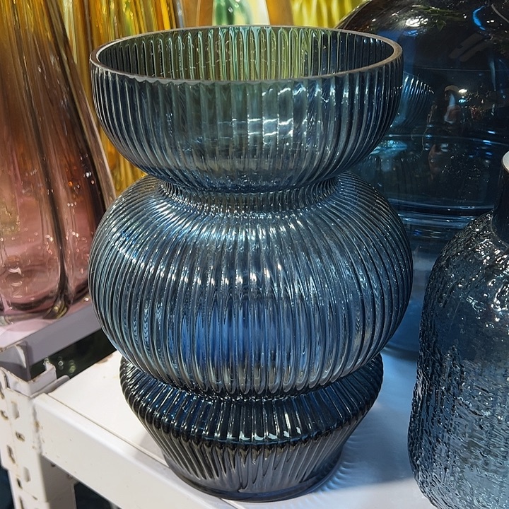 1725蓝色竖条纹花瓶