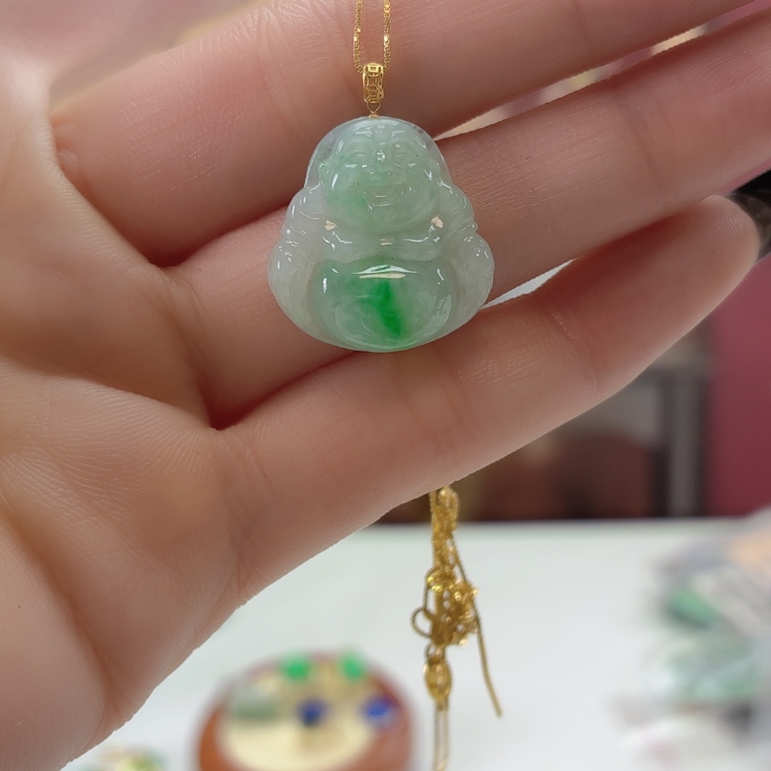 翡翠18K金镶嵌颈饰翡翠