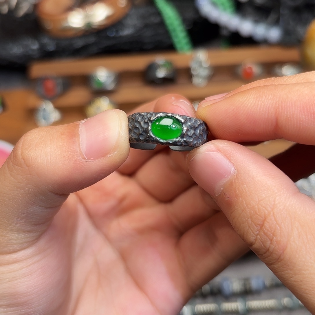 香***线翡翠银S925镶嵌戒指
