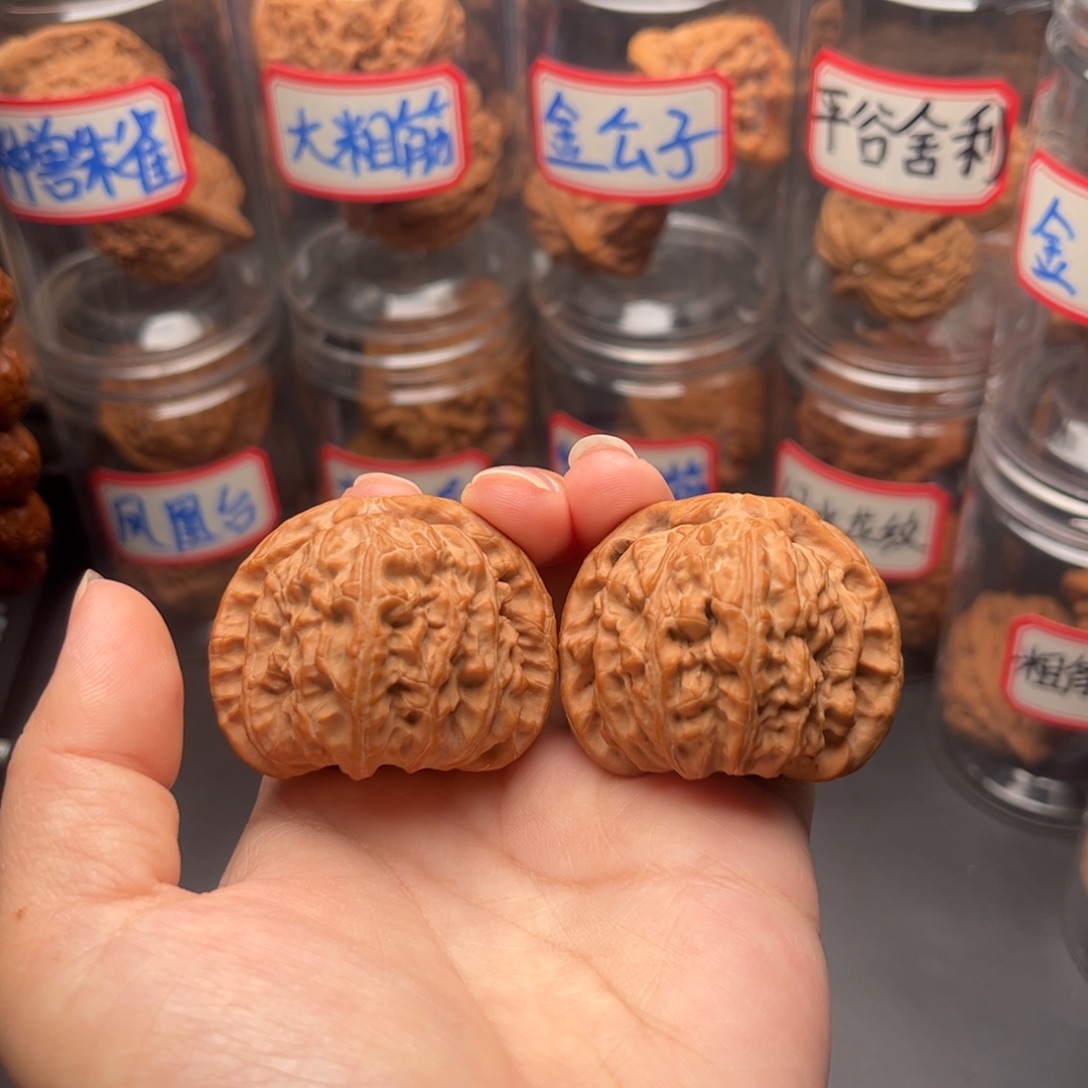 把件文玩核桃43老树白狮子头