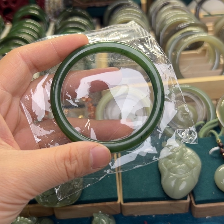 和田玉手镯未镶嵌?***至58圈围如约而至