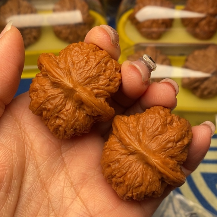 桃核吊坠血麒麟38