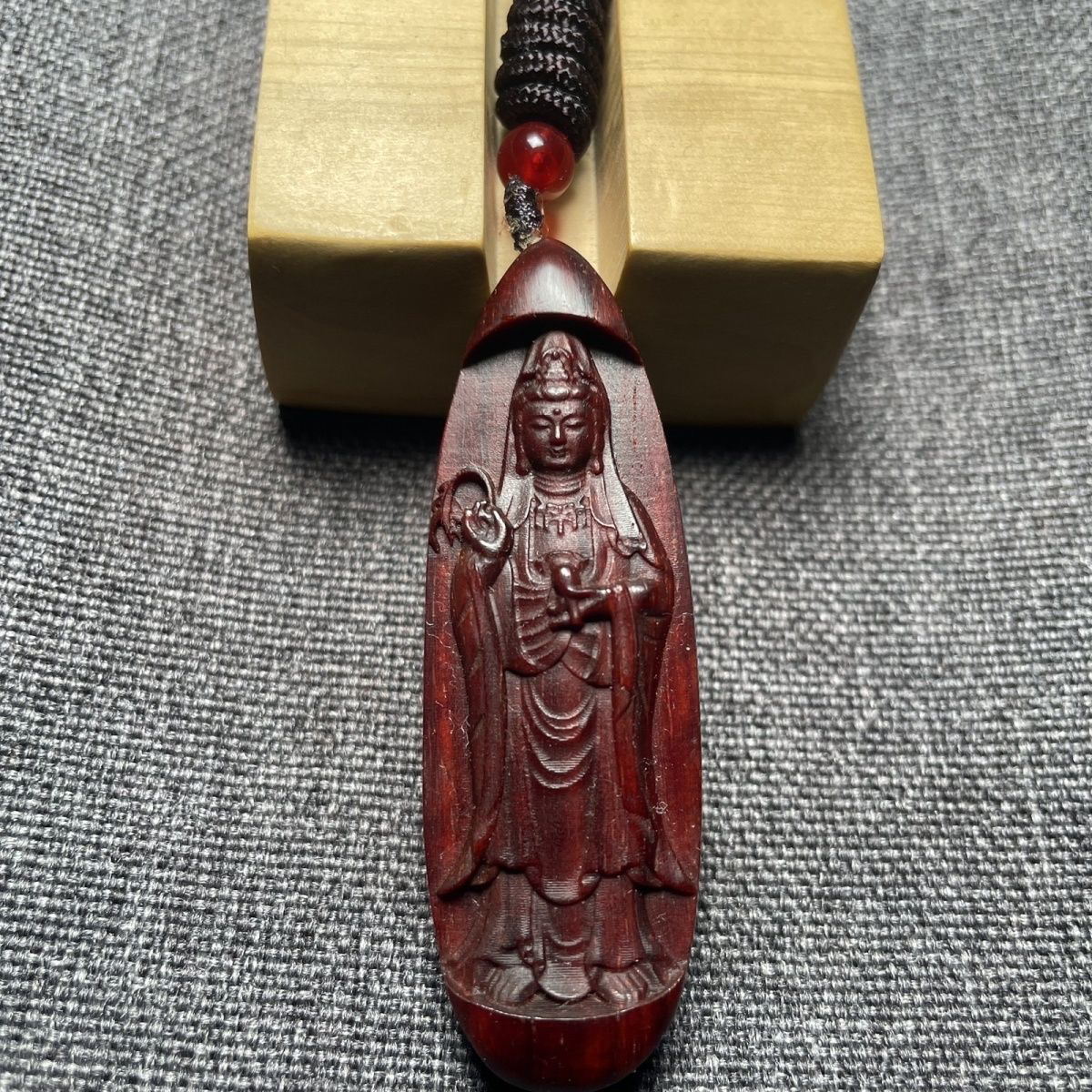 观姐姐紫檀木挂牌挂手把件文玩