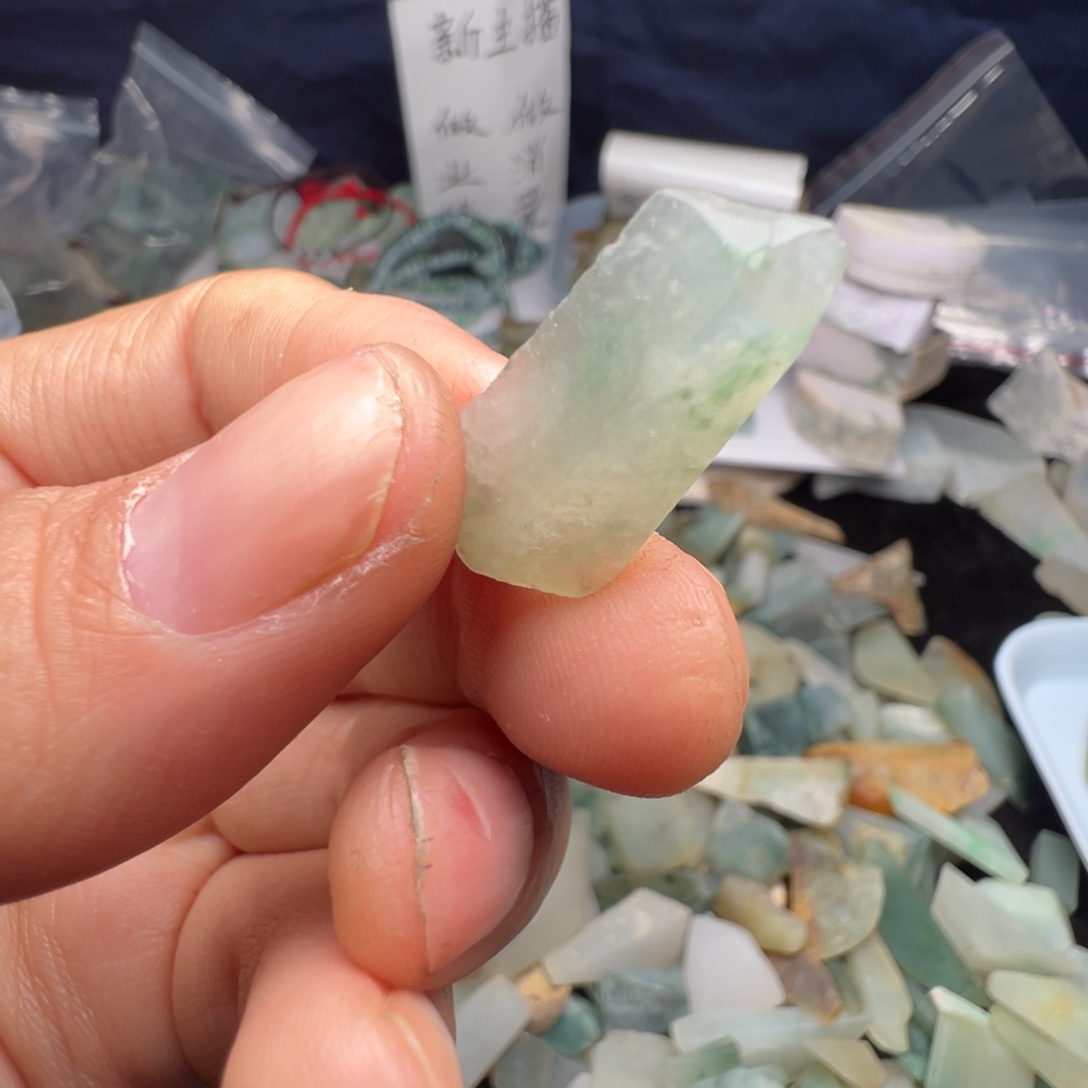 翡翠裸石缅甸翡翠A货