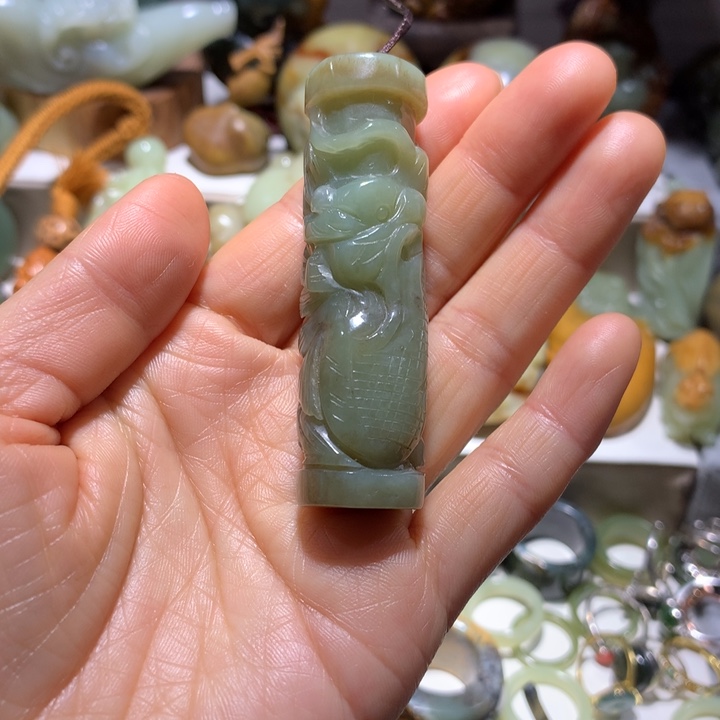 岫岩老玉（透闪石质玉）未镶嵌把件