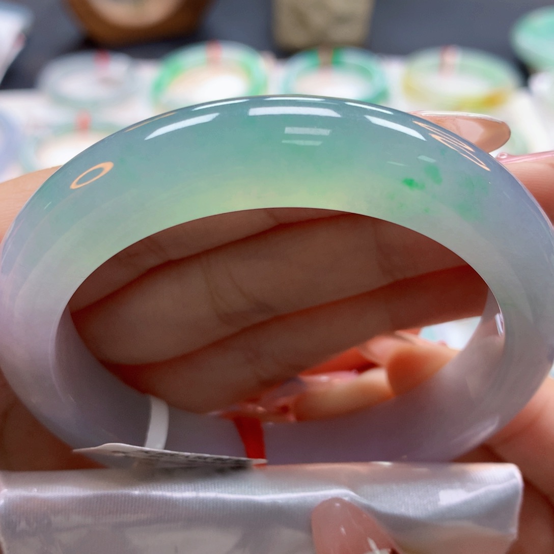 翡翠手镯未镶嵌58正（莫莫26）21号