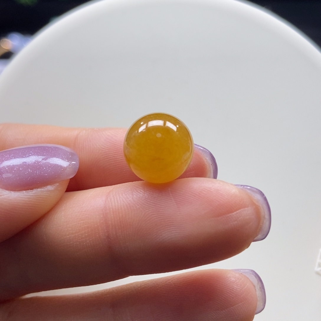 翡翠颈饰未镶嵌满黄翡飘红翡圆珠12.3mm