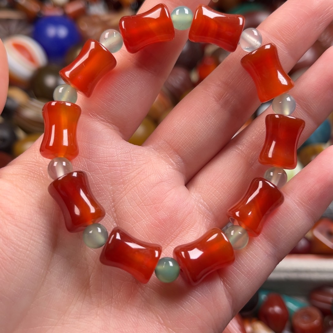 玛瑙/玉髓颈饰未镶嵌