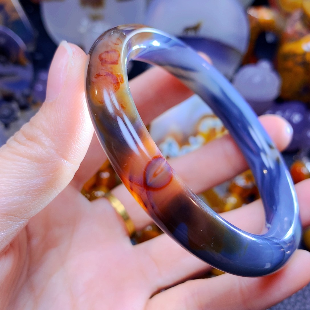 玛瑙/玉髓镯子未镶嵌