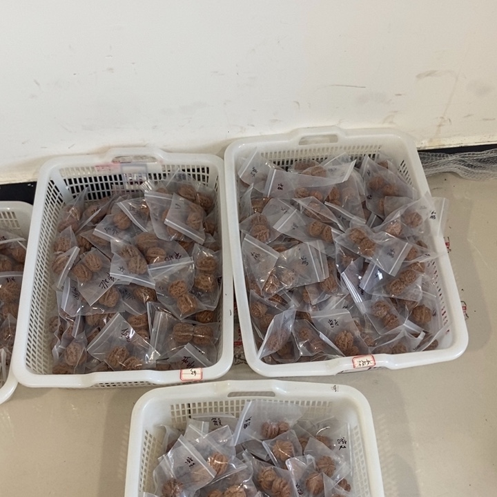 吊坠文玩核桃华、鱼、密瑕疵