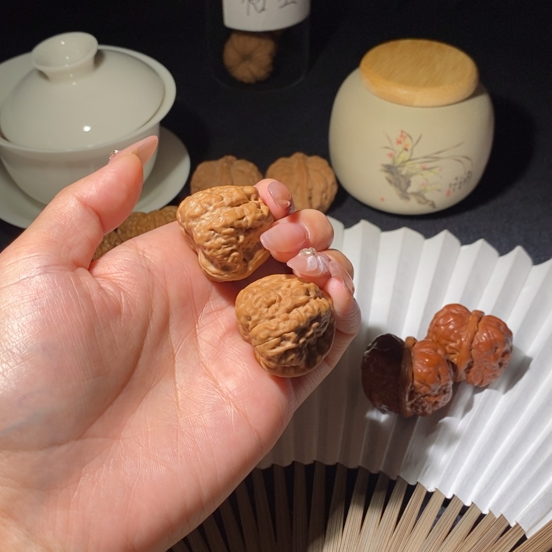 文玩核桃吊坠有****卷蛙蛙32