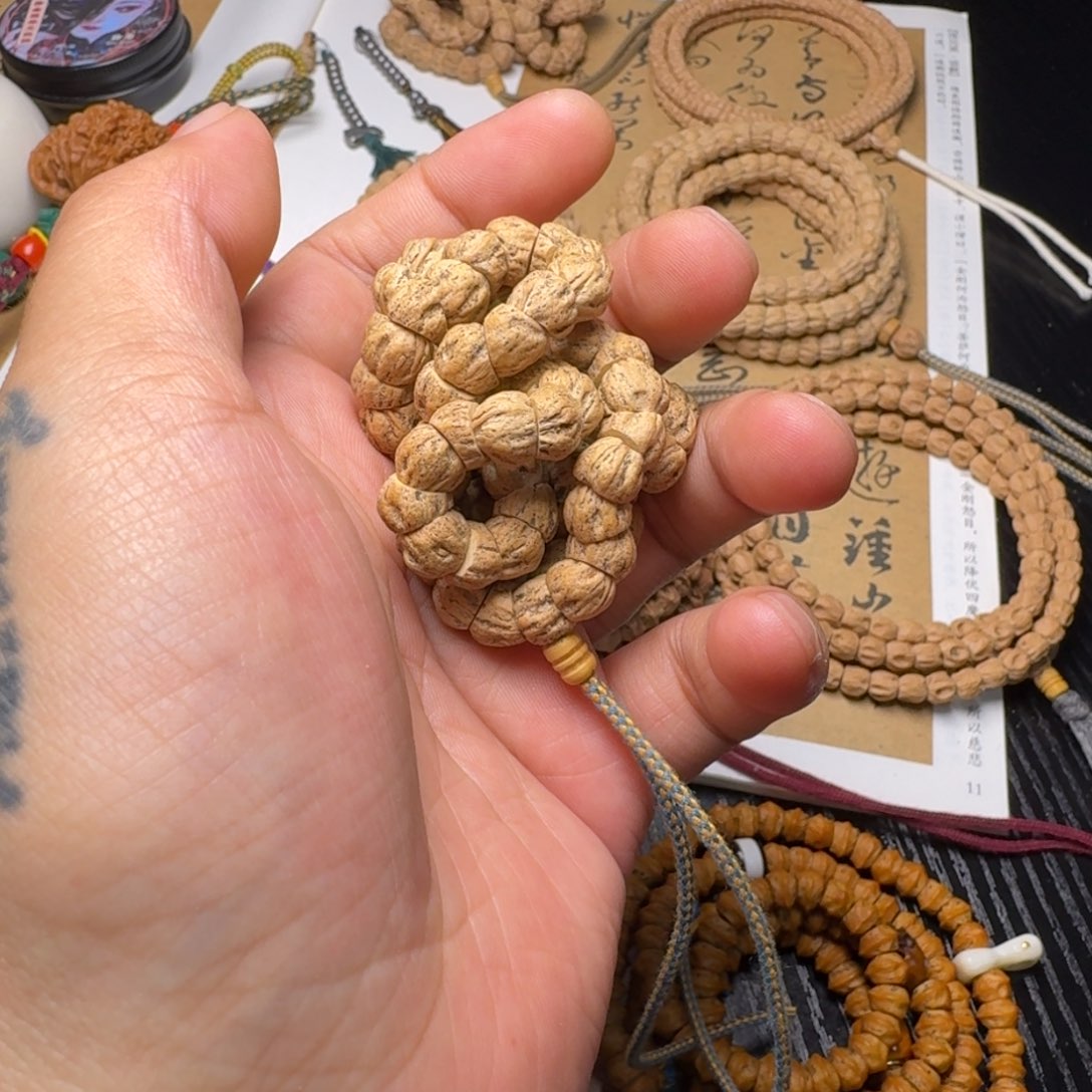 柏香籽/百香籽吊坠几何大肠手持