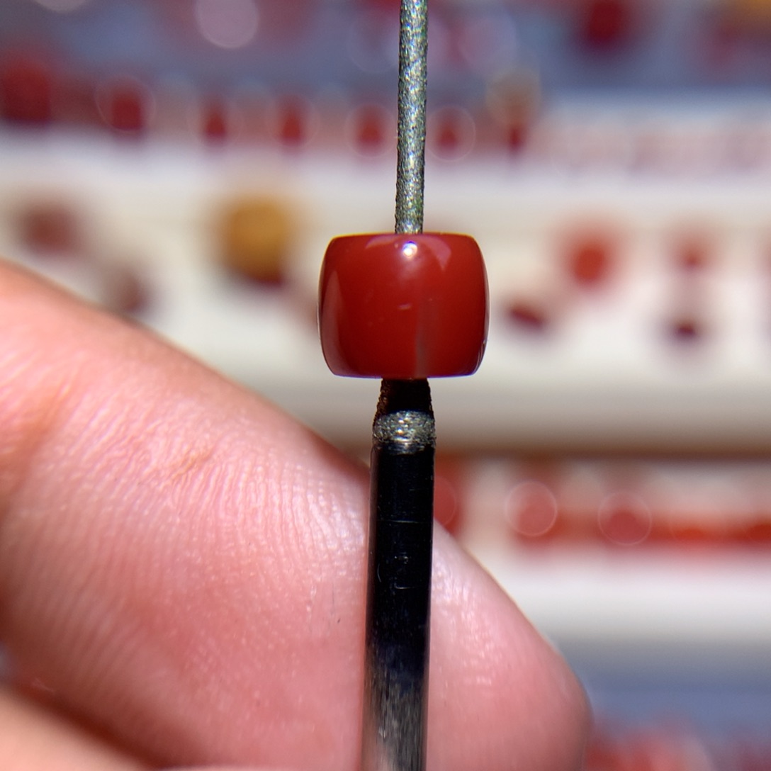 南红玛瑙牛血直切6×5未镶嵌有冻线