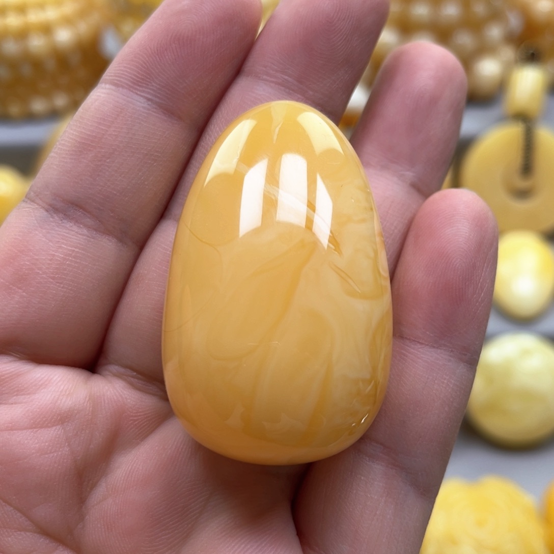 琥珀颈饰未镶嵌吊坠