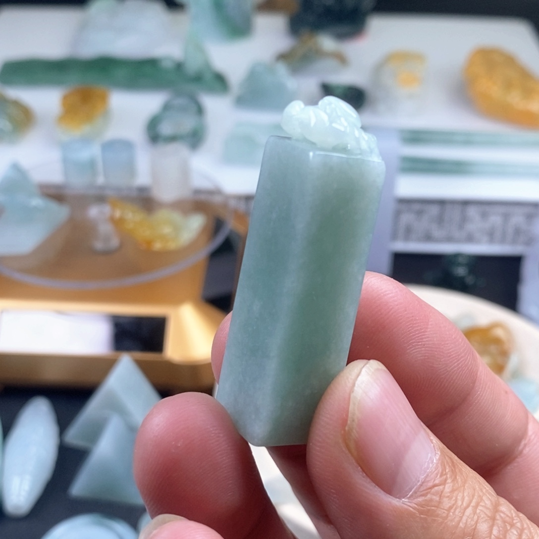 翡翠未镶嵌颈饰天然