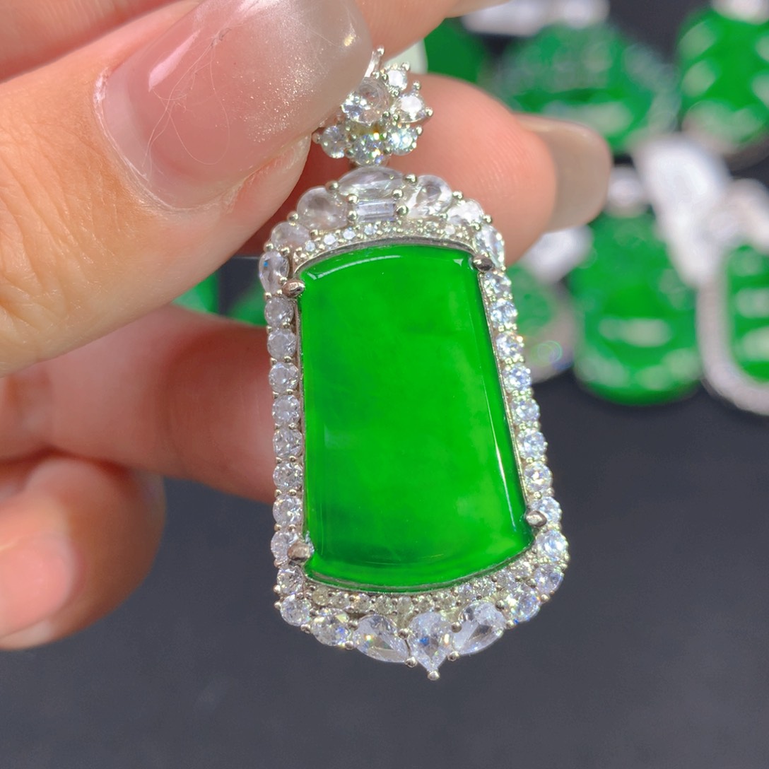 翡翠颈饰银S925镶嵌111111111111