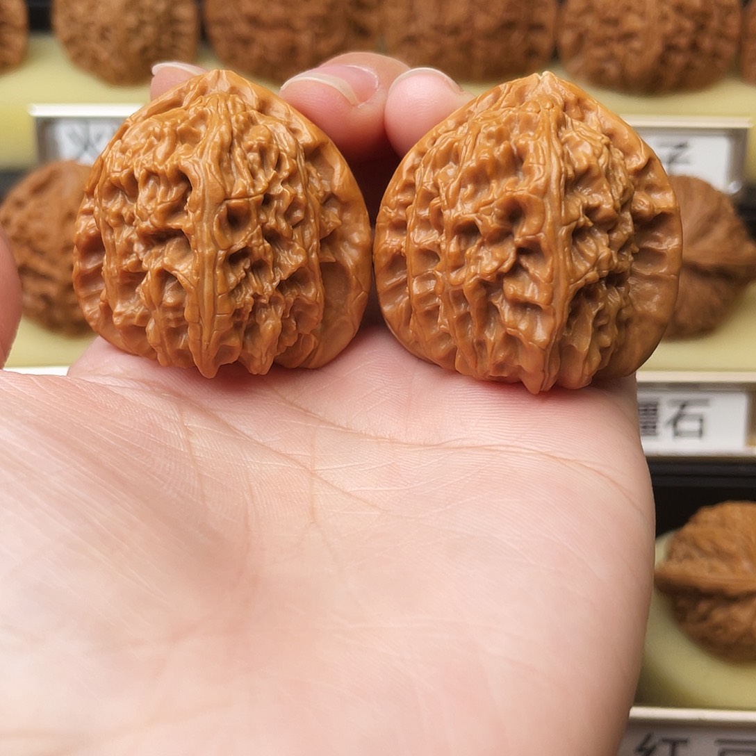 吊坠文玩核桃三角白39尺789