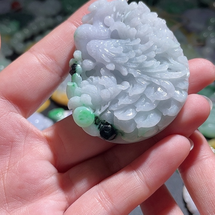 颈饰未镶嵌翡翠天