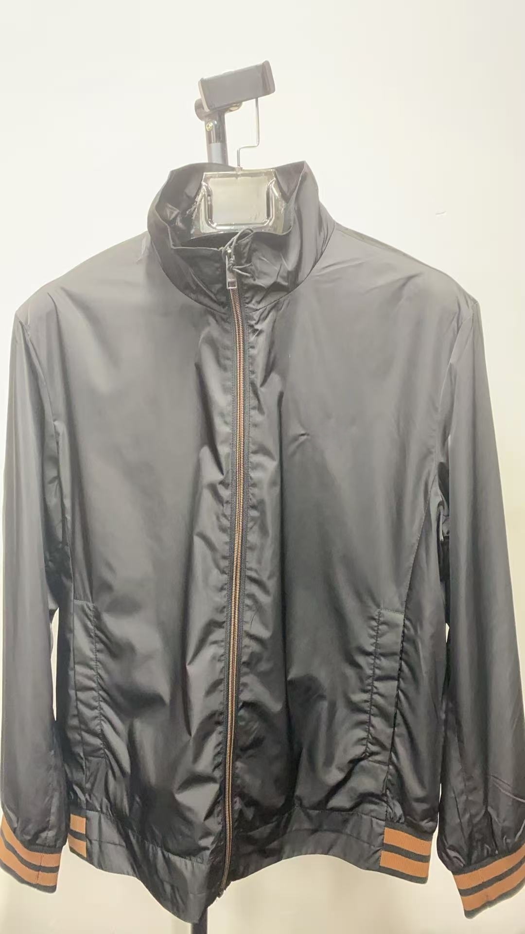 T77 杰JIA 黑色条纹夹克