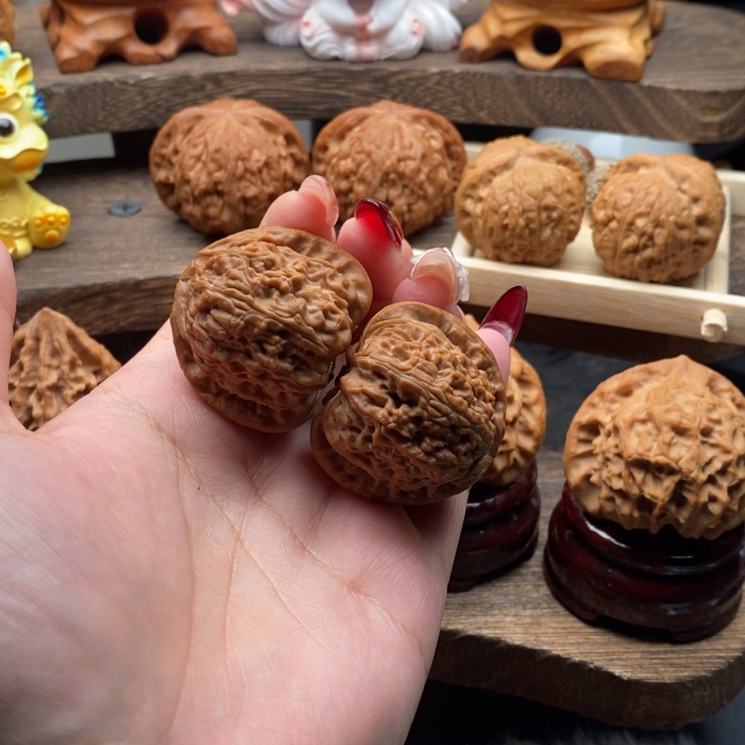 吊坠文玩核桃36全品小白狮子