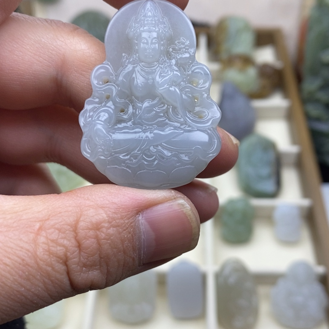 和田玉未镶嵌颈饰