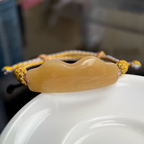 和田玉糖玉猫咪手牌